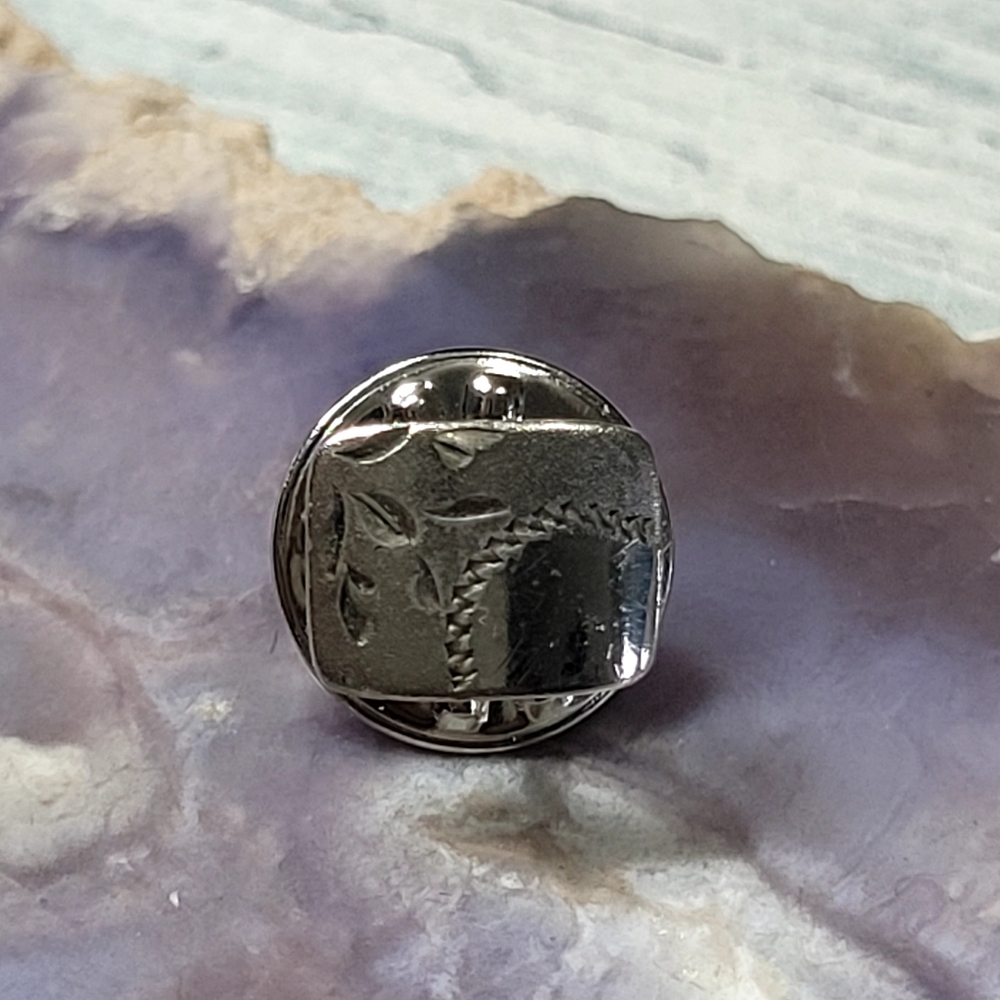 Silver Sterling Engraved Tie Pin. - Picture 5 of 8